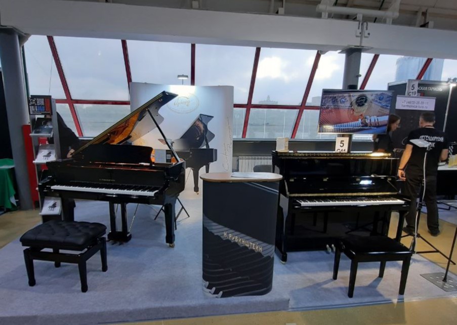 Фабрика роялей и пианино «Аккорд» приняла участие в Light+audioTec 2022 